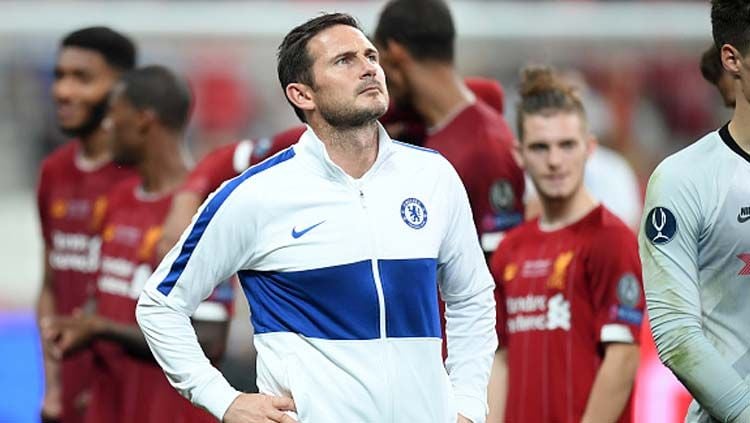 Frank Lampard memgkonfirmasi bahwa Chelsea akan kehilangan empat pemain bintangnya dalam lawatan ke markas Ajax Amsterdam Copyright: © Michael Regan/INDOSPORT
