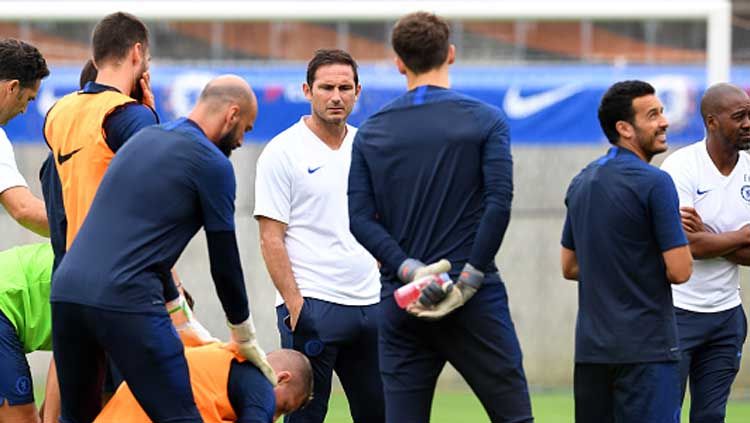 Pemecatan Frank Lampard bikin bahagia bintang Chelsea ini hingga legenda Juventus punya andil akuisisi Inter Milan, mewarnai top 5 news INDOSPORT hari ini. Copyright: © Etsua Hara/GettyImages