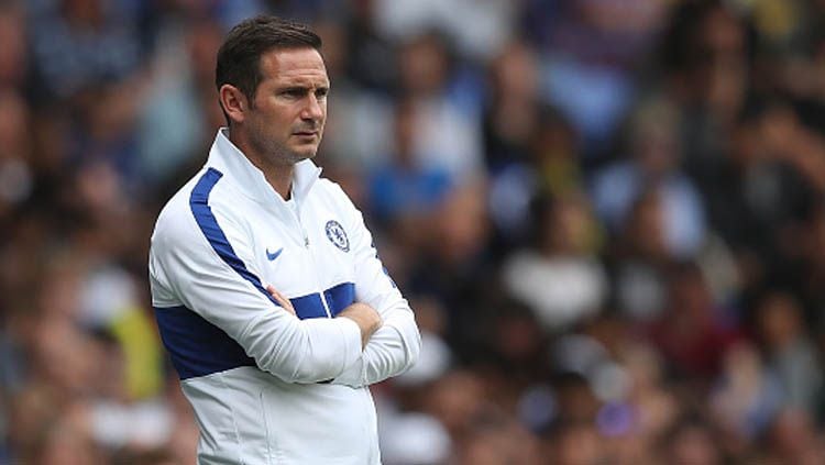Frank Lampard, pelatih klub Liga Inggris, Chelsea, merindukan sosok Eden Hazard. Copyright: © Christoper Lee/GettyImages