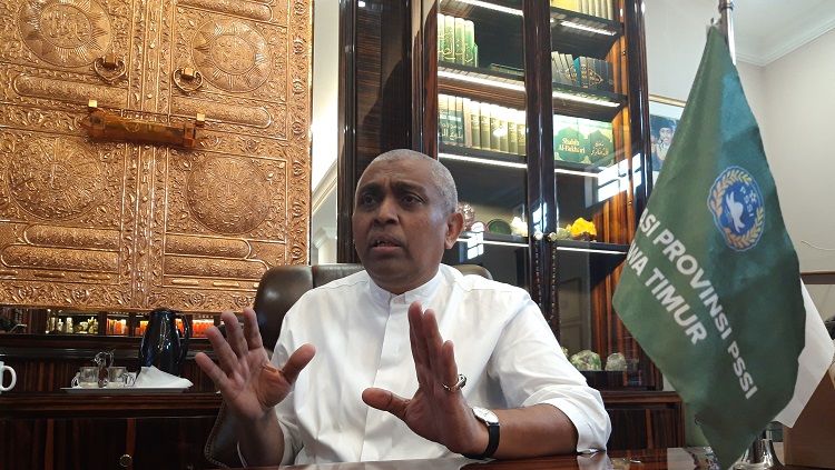 Ketua Asprov PSSI Jatim, Ahmad Riyadh. Copyright: © Fitra Herdian/INDOSPORT