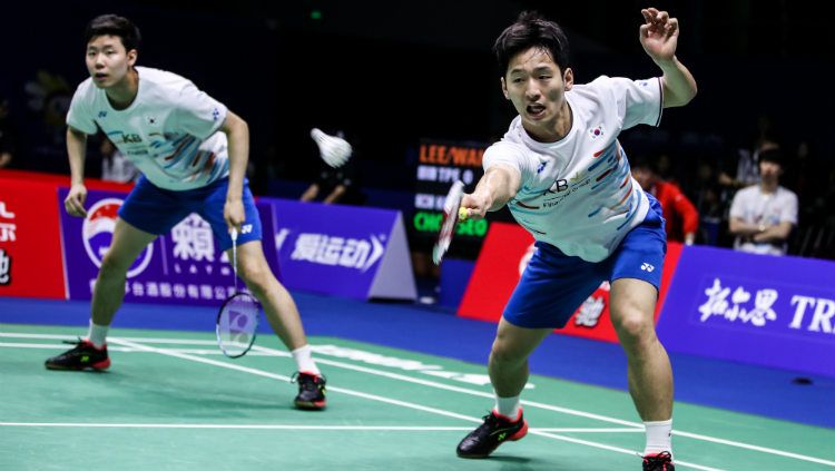 Pasangan ganda putra Korea Selatan, Choi Sol-gyu/Seo Seung-jae, yang kandaskan Kevin/Marcus di Kejuaraan Dunia Bulutangkis 2019. Shi Tang/Getty Images. Copyright: © Shi Tang/Getty Images