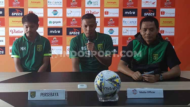 Bejo Sugiantoro menjelaskan setidaknya akan ada enam pemain Persebaya Surabaya yang absen saat menjamu Persija Jakarta. Copyright: © Fitra Herdian/INDOSPORT