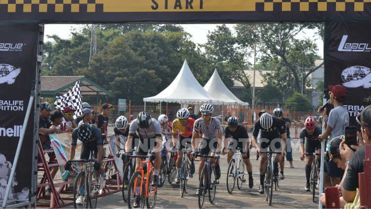 Tahap kualifikasi peserta CMWC 2019 Jakarta di Jiexpo Kemayoran, Jumat (23/08/19). Copyright: © Karina Kusuma Wijaya/INDOSPORT