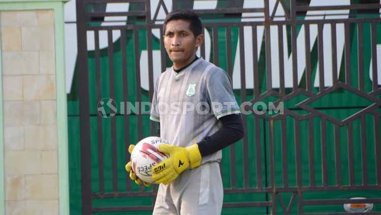 Choirun Nasirin dipecat dari klubnya saat ini, PS Hizbul Wathan (PSHW), lantaran terjerat kasus narkoba. Copyright: © Aldi Aulia Anwar/INDOSPORT