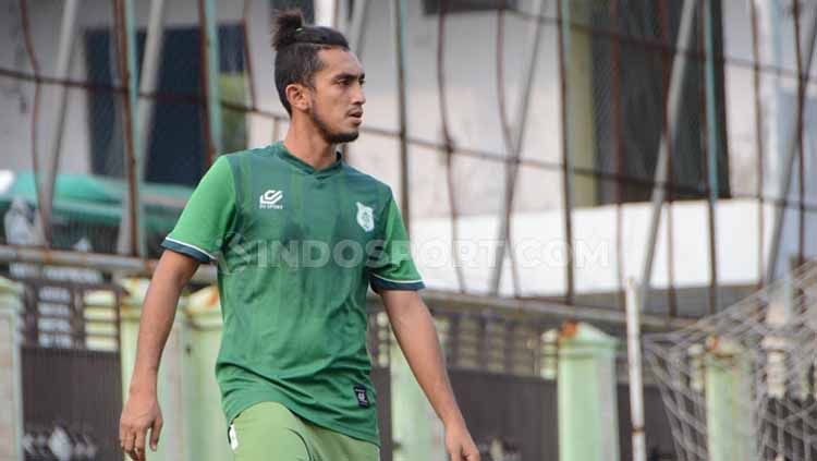 Pemain baru PSMS Medan, Febry Riyantama, yang baru dicoret karena cedera. Copyright: © Aldi Aulia Anwar/INDOSPORT