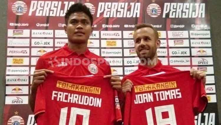 2 Pemain baru Persija Jakarta, Joan Tomas Campasol dan Fachrudin Aryanto. Copyright: © Zainal Hasan/INDOSPORT