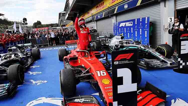 Haru! Charles Leclerc dedikasikan juara F1, GP Belgia 2019 untuk pembalap F2, Antoine Hubert yang telah meninggal di lintasan. Copyright: © www.formula1.com