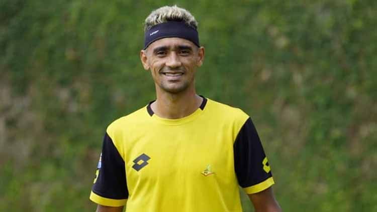 Bruno Matos, pemain asing milik Bhayangkara FC ini rasanya pantas bila disebut sebagai bintang yang paling bersinar di pentas Liga 1 2019 pekan ke-28. Copyright: © bhayangkarafc
