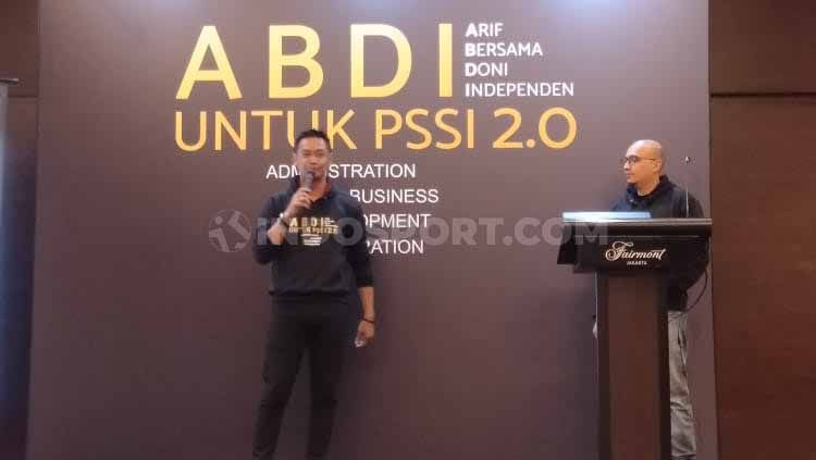 Komite Banding Pemilihan PSSI kembali tidak meloloskan Doni Setiabudi (kiri) sebagai Wacaketum PSSI, Jumat (18/10/19). Copyright: © Shintya Anya Maharani/INDOSPORT