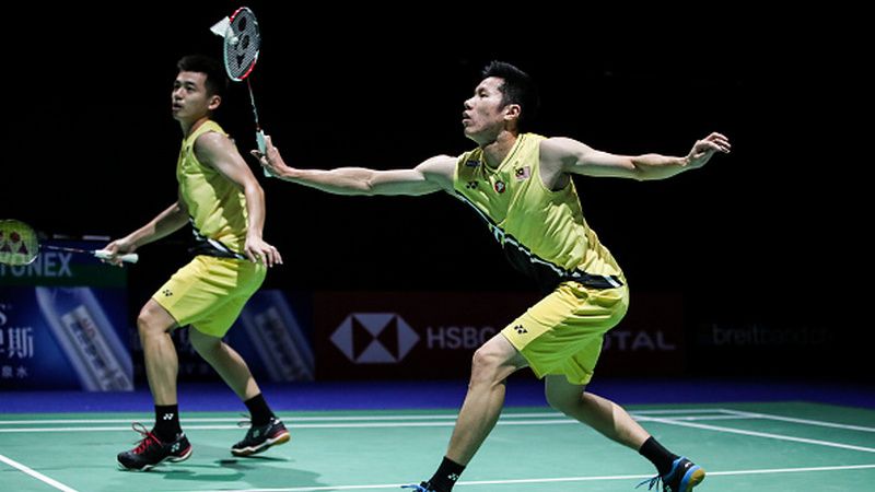 Runner-up Thailand Open 2021 asal Malaysia, Goh V Shem/Tan Wee Kiong, mengakui bahwa kini peluang untuk lolos ke Olimpiade Tokyo 2020 semakin samar. Copyright: © Shi Tang/Getty Images