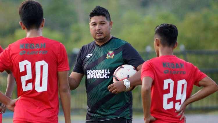 Aidil Sharin Sahak menilai Timnas Indonesia punya kans besar untuk melenggang ke final Piala AFF 2020. Sosok yang dijuluki Pep Guardiola asal Singapura itu membeberkan cara untuk mengandaskan perlawanan The Lions. Copyright: © Kedah FA