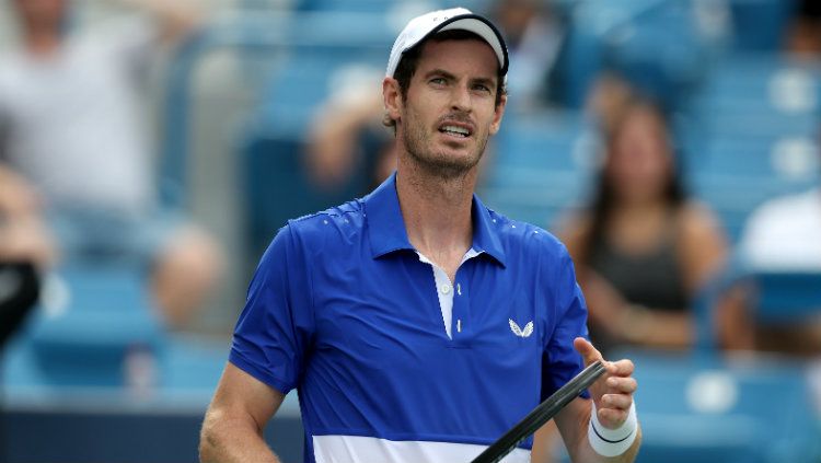 Andy Murray saat berlaga di turnamen tenis Western and Southern Open. Copyright: © Rob Carr/Getty Images