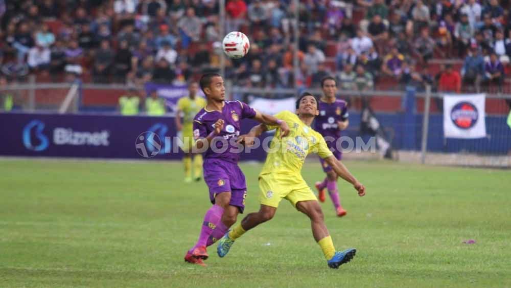 Laga pertandingan antara Persik Kediri vs Persiba Balikpapan di Liga 1, Kamis (19/09/19). Copyright: © Ian Setiawan/INDOSPORT