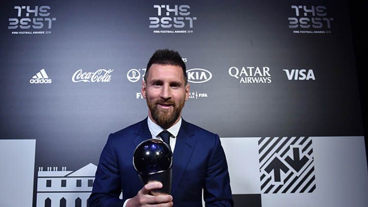 Ada indikasi kecurangan kemenangan pemain terbaik versi FIFA Lionel Messi tidak sah. Copyright: © Marco Bertorello/GettyImages