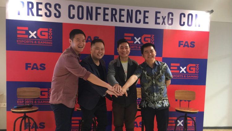 Famous Allstars kembali hadir dengan gebrakan baru yang didedikasikan untuk para pelaku dan pencinta eSports & Gaming dengan acara yang bertajuk ExGCon (eSports and Gaming Convention), GoWork Chubb Square, Jakarta Pusat, Kamis (26/09/19). Copyright: © Karina Kusuma Wijaya/INDOSPORT