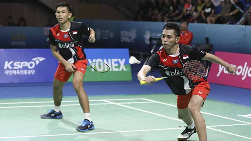 Fajar Alfian/Muhammad Rian Ardianto dipaksa menyerah Ong Yew Sin/Teo Ee Yi (Malaysia) dengan 19-21, 14-21 di babak kedua Hong Kong Open 2019, Kamis (14/11/19). Copyright: © Humas PBSI
