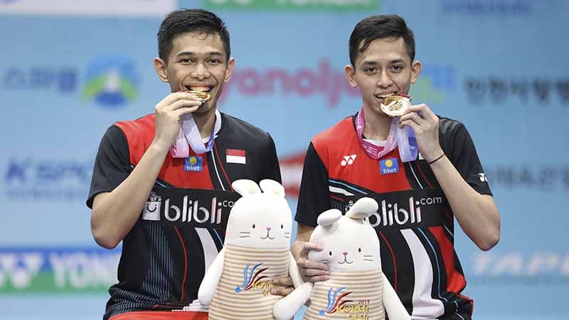 Pasangan ganda putra Indonesia, Fajar Alfian/M.Rian Ardianto saat berhasil mengalahkan pebulutangkis asal Jepang Takeshi Kamura/Keigo Sonoda di final Korea Open 2019. Copyright: © Humas PBSI