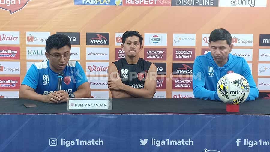 Pre match press conference PSM Makassar sebelum melawan Madura United diwakili oleh pelatih Darije Kalezic dan pemain Rizky Pellu. Copyright: © Adriyan Adirizky Rahmat/INDOSPORT