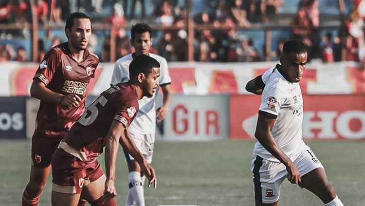 Situasi pertandingan PSM Makassar vs Arema FC Copyright: © maduraunited.fc