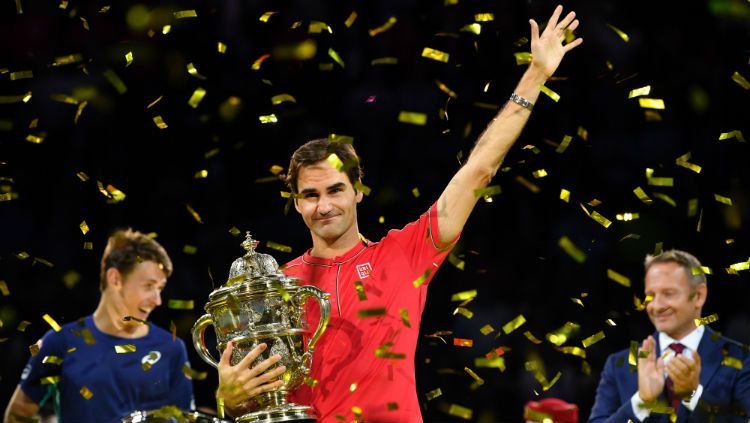Roger Federer memenangkan Swiss Indoors Basel. Copyright: © Harold Cunningham/Getty Images