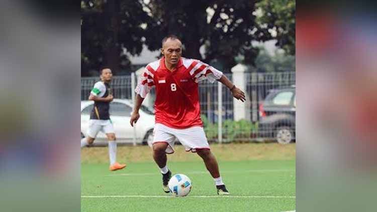 Peri Sandria, legenda sepak bola Indonesia. Copyright: © deskgram.net
