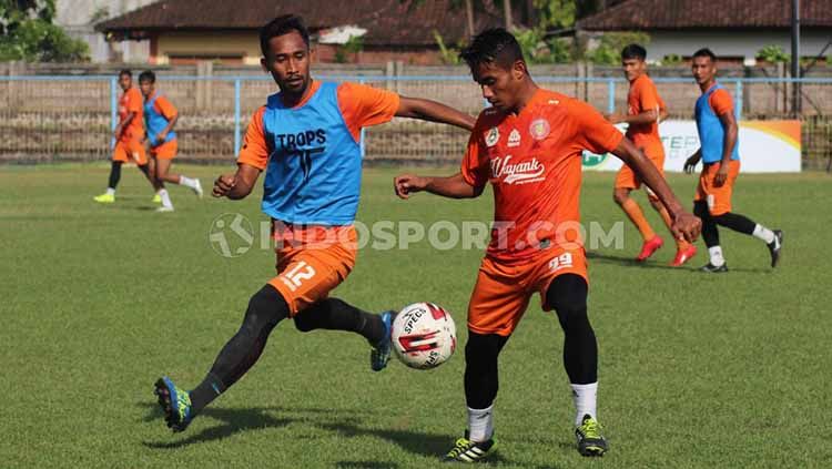 Pelatih Persiraja Banda Aceh, Hendri Susilo menilai Persik Kediri, yang notabene lawan mereka di semifinal Liga 2 2019 bukan tim sembarangan. Copyright: © Nofik Lukman Hakim/INDOSPORT