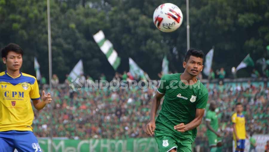 Pemain PSMS Medan, Ilham Fathoni, menanggapi tudingan bahwa timnya tidak bermain pakai hati selama babak delapan besar Liga 2 2019. Copyright: © Aldi Aulia Anwar/INDOSPORT
