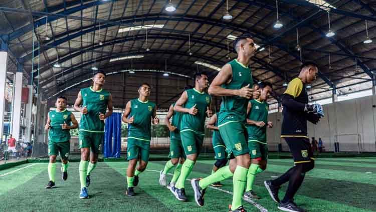 Lima pemain klub Liga 1 2019, Persebaya sudah ikut gabung latihan di Balikpapan. Copyright: © Persebaya.id