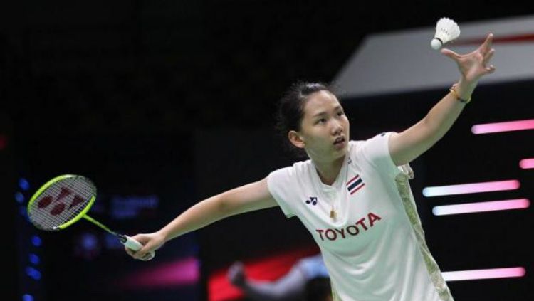 Penakluk Gregoria Mariska Tunjung yakni Pornpawee Chochuwong menuliskan curhatan sendu usai tampil heroik juara di Swiss Open 2023. Copyright: © Bangkok Post.