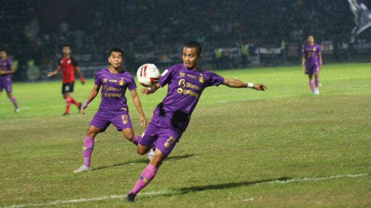 Wimba Sutan, striker senior yg turut mengantar Persik juara Liga 2. Copyright: © Media Officer Persik Kediri