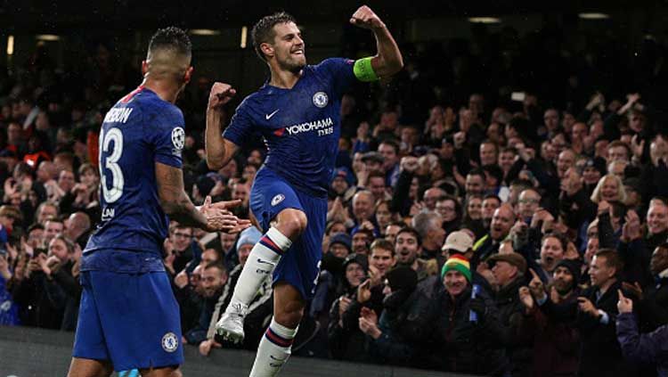 Bintang Chelsea, Cesar Azpilicueta, menjadi salah satu pemain Liga Inggris yang memiliki tim Esports Copyright: © Craig Mercer/GettyImages
