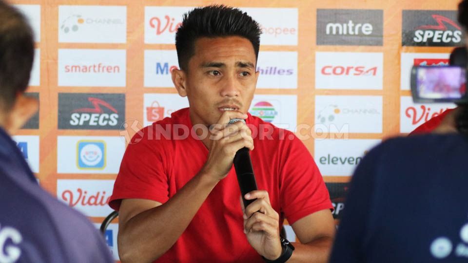 Gelandang Bali United, M Taufiq, dalam konferensi pers menjelang laga Liga 1 2019. Copyright: © Nofik Lukman Hakim/INDOSPORT