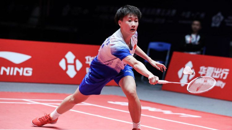 Pebulu tangkis asal China, Chen Yufei, disebutkan oleh Media China bakal gagal di Olimpiade Paris oleh dua sosok menakutkan. Copyright: © Shi Tang/Getty Images