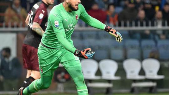 Kiper AC MIlan Gianluigi Donnarumma diisukan ke Juventus. Copyright: © Paolo Rattini/Getty Images