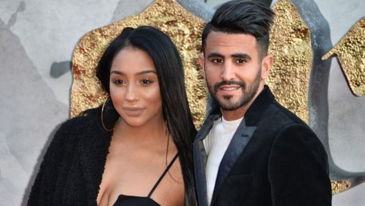 Pemain klub Liga Inggris, Manchester City, Riyad Mahrez dan Istrinya, Rita Copyright: &copy; Mirror UK