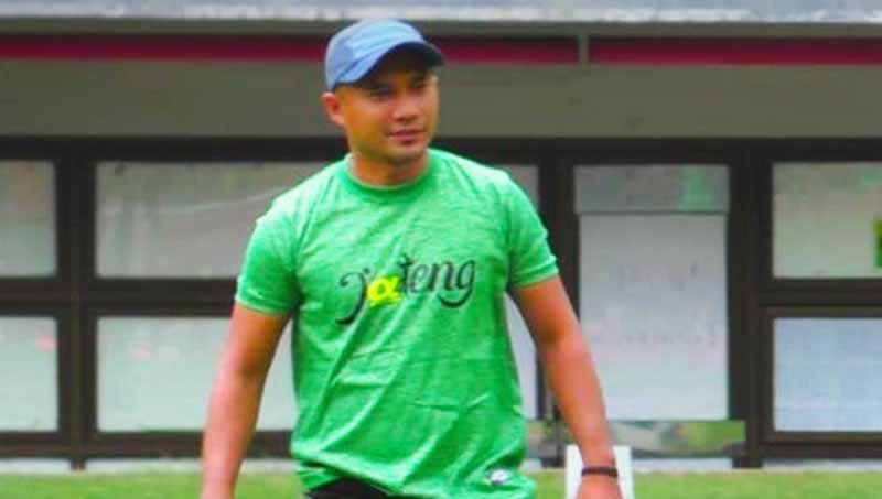 Sosok Mohamad Irfan merupakan mantan pesepak bola yang pernah berseragam PSIS Semarang dan PSS Sleman saat masih aktif menjadi pemain. Copyright: © Pribadi M. Irfan