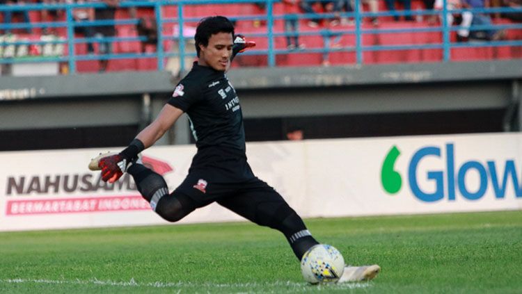 Muhammad Ridho resmi menjadi kiper baru Bali United untuk Liga 1 2022-2023. Copyright: © maduraunitedfc.com