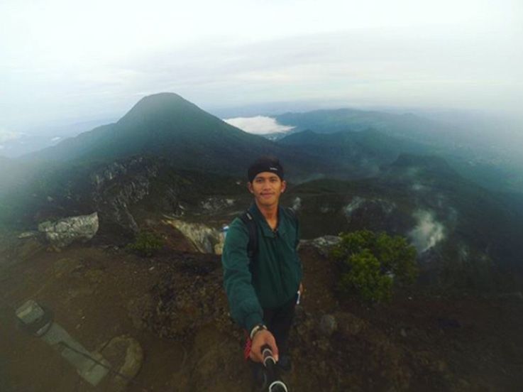 Gambar Orang Yang Sedang Bekerja Di Kantor - Info Terkait ...