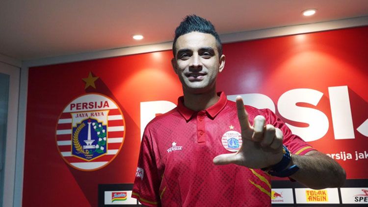 Persija Jakarta terancam tanpa bek andalan, Otavio Dutra saat menjamu Borneo FC di laga perdana Liga 1 2020. Copyright: © persija.id