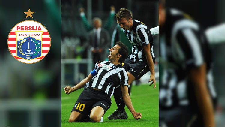 Eks Juventus Marco Motta (kanan) dikabarkan bakal gabung Persija Jakarta pada bursa transfer Liga 1 2020. Copyright: © Getty Images