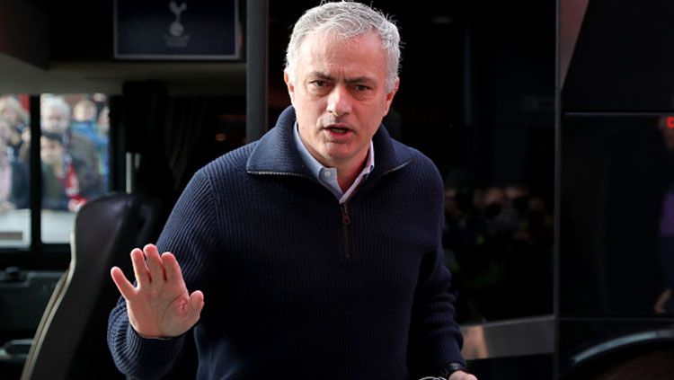 Resmi dipecat Tottenham Hotspur, Jose Mourinho disebut tak bakal kembali menangani tim Liga Inggris di masa mendatang. Copyright: © Richard Seller/GettyImages