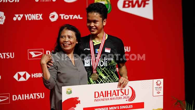 Kemenangan Anthony Sinisuka Ginting di final Indonesia Masters 2020 dipersembahkan kepada sosok spesial yang menyaksikan langsung pertandingan. Copyright: © Herry Ibrahim/INDOSPORT