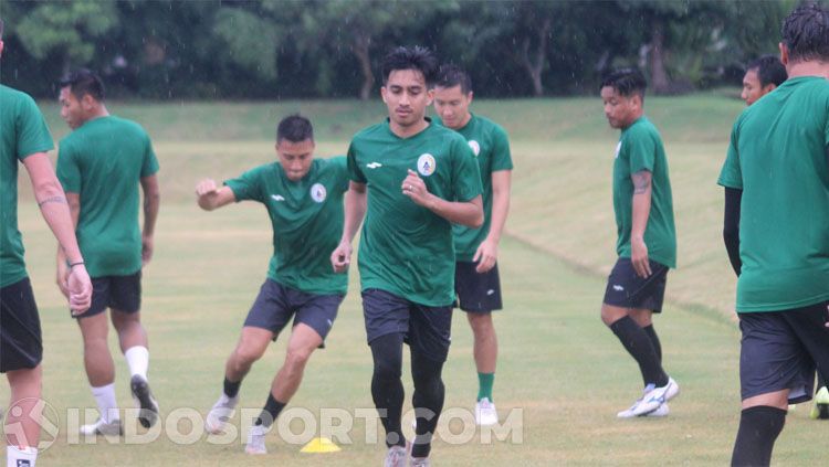 Fitra Ridwan jadi salah satu pemain baru yang didatangkan PSS Sleman untuk menghadapi Liga 1 2020. Copyright: © Ronald Seger Prabowo/INDOSPORT
