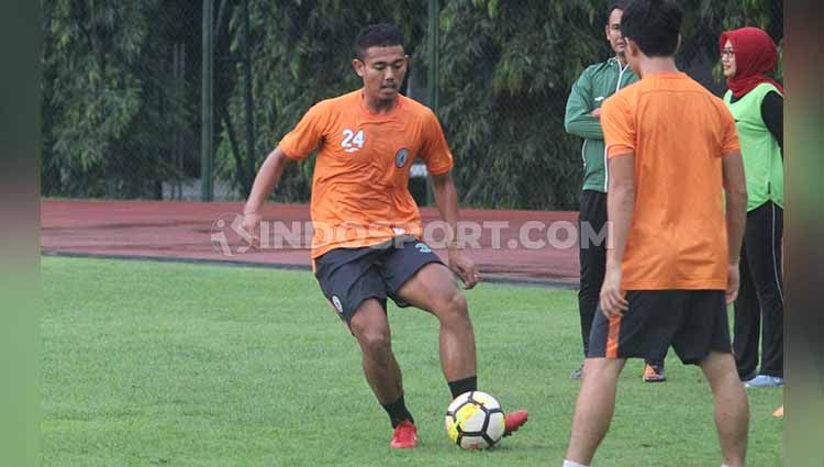 Mantan bek Timnas Indonesia U-19, M. Hamdan Zamzani dipastikan kembali bergabung dengan klub Liga 1 PSS Sleman. Copyright: © Ronald Seger Prabowo/INDOSPORT