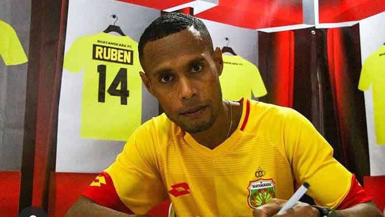 Bek Bhayangkara FC, Ruben Sanadi mengungkapkan salah satu momen mendebarkan selama berkarier. Copyright: © Media Bhayangkara FC