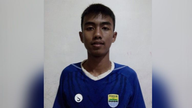 Pemain muda Persib Bandung, Kakang Rudianto, mengaku baru mengenal Bayu Mohamad Fiqri setelah bergabung dengan Timnas Indonesia U-19. Copyright: © epa.pssi.org