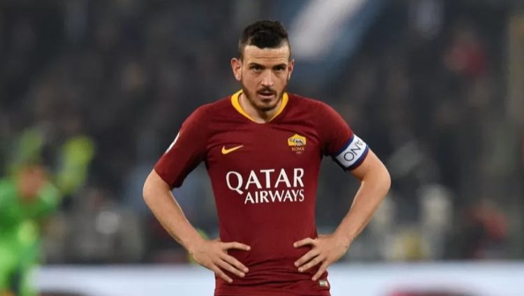  Alessandro Florenzi saat masih menjadi kapten AS Roma. Copyright: © Fonte/Getty Images