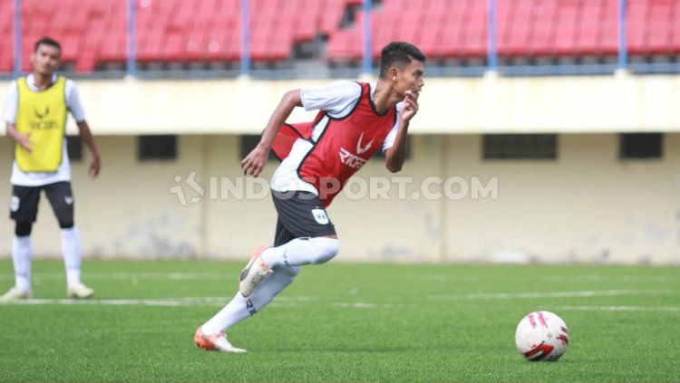 Fandi Eko Utomo, pemain PSIS Semarang dalam sesi latihan jelang Liga 1 2020. Copyright: © Alvin Syaptia Pratama/INDOSPORT