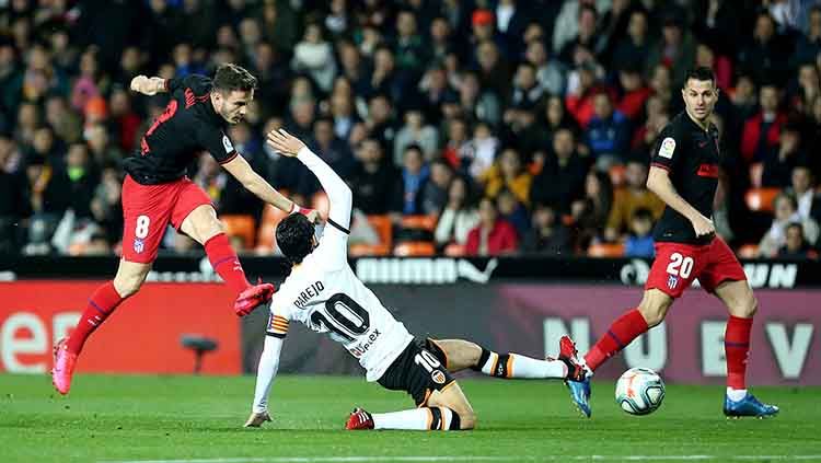 Suasana pertandingan Liga Spanyol, Valencia vs Atletico Madrid. Copyright: © Twitter.com/@Atleti
