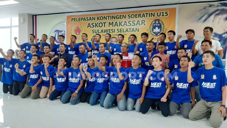 Skuat Tim Sepakbola Sulsel yang akan mengikuti Piala Soeratin U-15 di Yogyakarta. Copyright: © Adriyan Adirizky/INDOSPORT